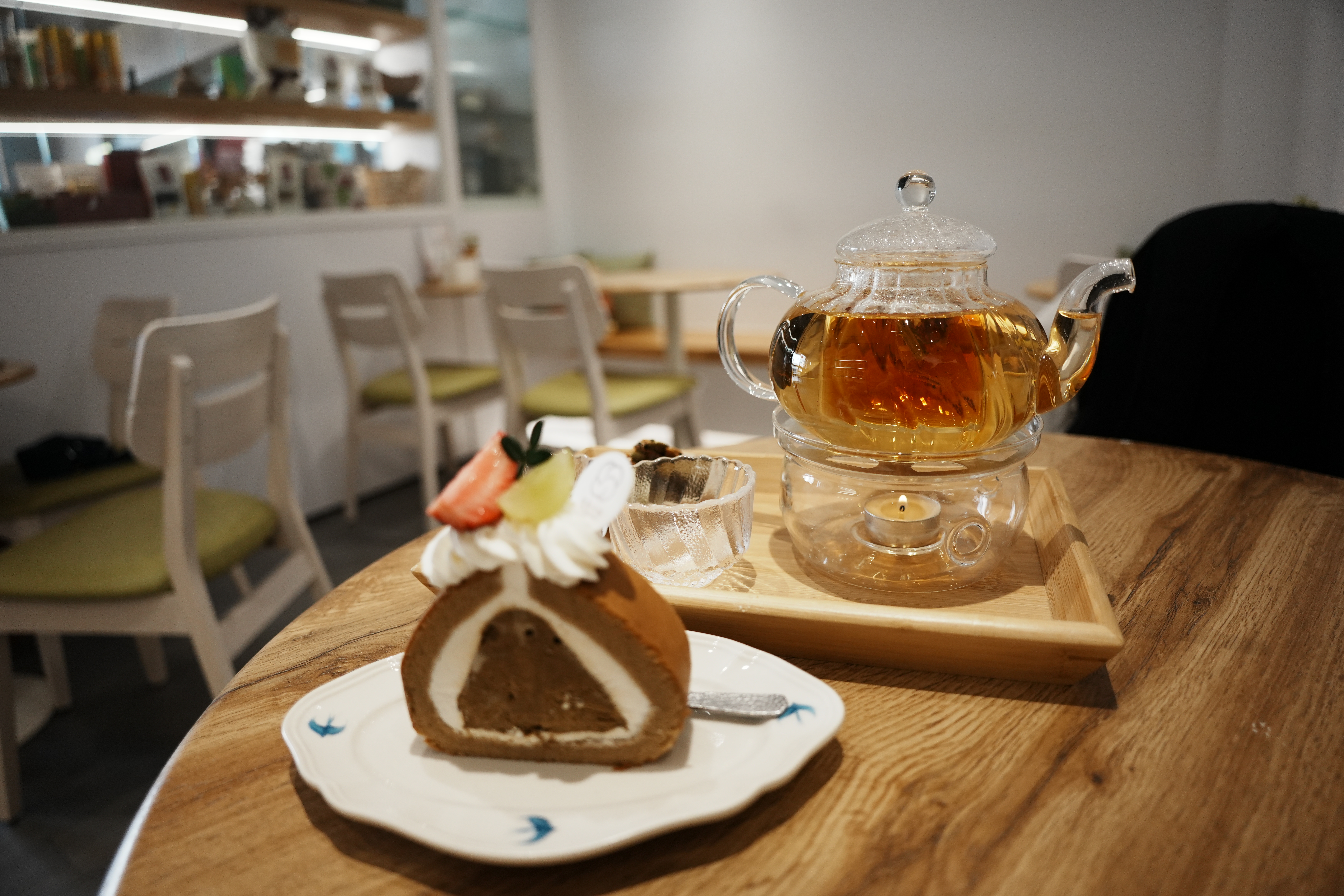 甜茶小姐
